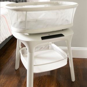 4moms mamaRoo sleep bassinet with storage